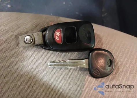 2014 Hyundai Elantra Se из США, поврежденный, VIN 5NPDH4AE2EH519346